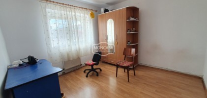 apartament-2-camere-zona-capat-1-scoala-6-etaj-3-1