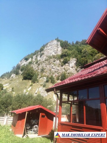 vila-de-munte-6-camere-teren-373-mp-podul-dambovitei-dambovicioara-arges-76