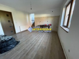 casa-renovata-complet-zona-centru-ultracentral-2