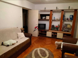 apartament-4-camere-decomandat-podu-ros-sens-giratoriu-2