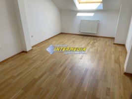 apartament-4-camere-scara-interioara-superfinisat-in-alba-iulia-ultracentral-11