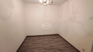 apartament-2-camere-parter-zona-est-clinic-bucatarie-mobilata-6