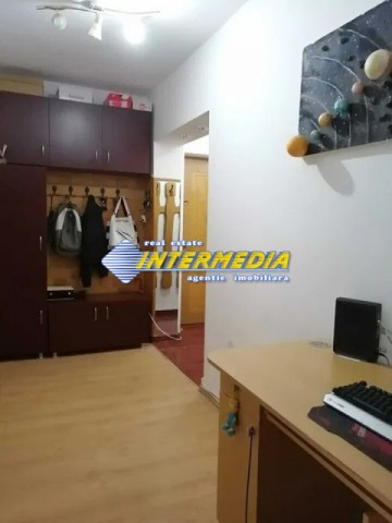 apartament-2-camere-decomandat-de-vanzare-zona-centru-in-alba-iulia-finisat-4