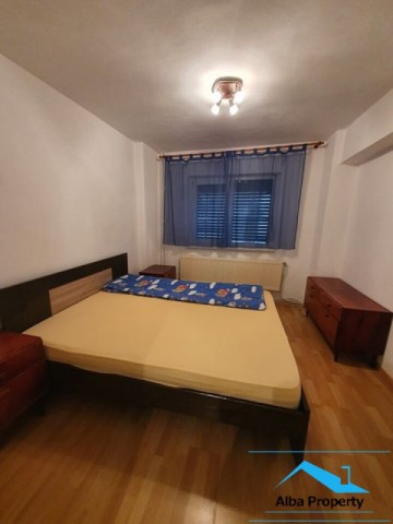 apartament-3-camere-decomandat-zona-cetate-6