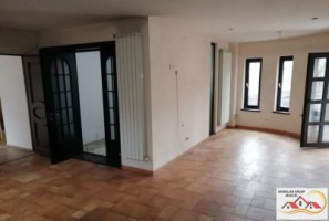 vila-pe1e2-10-camere-campulung-muscel-centru-pret-500-euro-luna-3