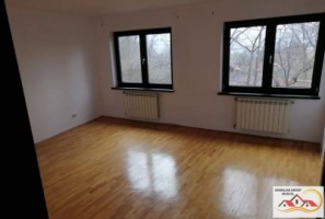 vila-pe1e2-10-camere-campulung-muscel-centru-pret-500-euro-luna-4