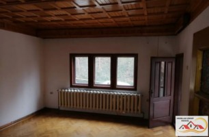 vila-pe1e2-10-camere-campulung-muscel-centru-pret-500-euro-luna-11