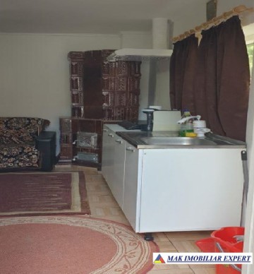 gasca-zurli-casa-3-corpuri-teren-la-munte-800-mp-cetateni-7