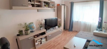 apartament-3-camere-decomandat-etaj-02-zona-cetate-1