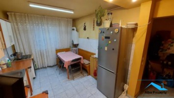 apartament-3-camere-renovat-etaj-01-2