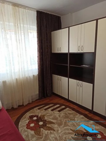 apartament-2-camere-decomandat-mobilat-zona-cetate-3