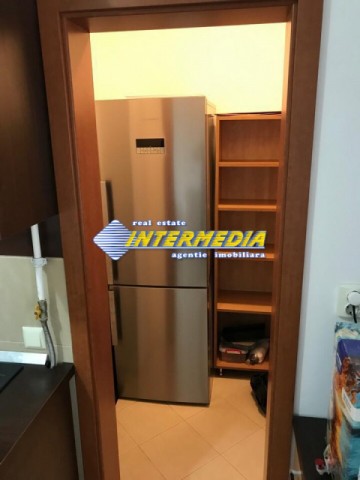 de-inchiriat-apartament-3-camere-zona-centru-mobilat-si-utilat-complet-2