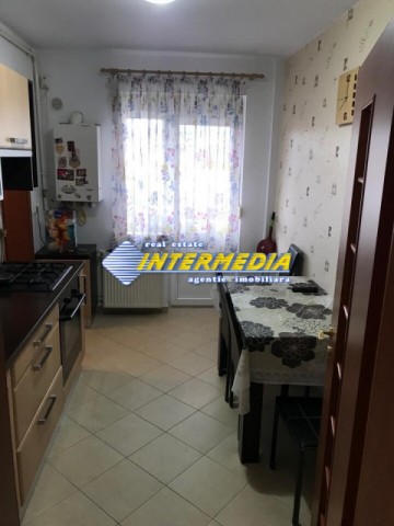 de-inchiriat-apartament-3-camere-zona-centru-mobilat-si-utilat-complet-15