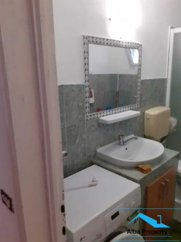 apartament-2-camere-zona-cetate-4