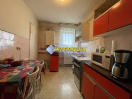 apartament-4-camere-decomandat-2-bai-de-vanzare-zona-cetate-bulevard-1