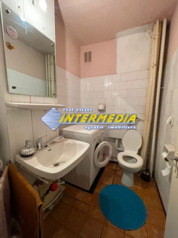 apartament-4-camere-decomandat-2-bai-de-vanzare-zona-cetate-bulevard-6