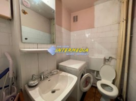 apartament-4-camere-decomandat-2-bai-de-vanzare-zona-cetate-bulevard-13