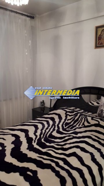 apartament-2-camere-decomandat-de-vanzare-centru-etaj-intermediar-5