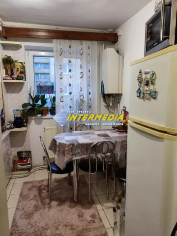 apartament-2-camere-finisat-de-vanzare-etaj-1-zona-cetate-3