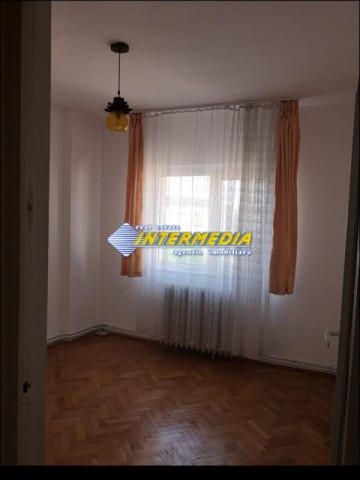 apartament-3-camere-de-vanzare-cetate-3