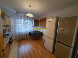 apartament-2-camere-decomandat-de-vanzare-cetate-etaj-2-1