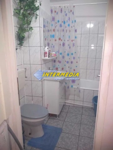 apartament-3-camere-de-vanzare-cetate-8