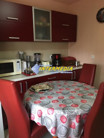 apartament-3-camere-de-vanzare-foste-proprietati-cetate-14