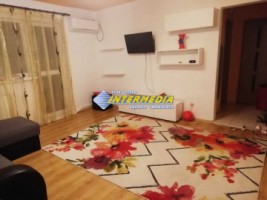 apartament-3-camere-de-vanzare-cetate-zona-piata-etaj-intermediar-2