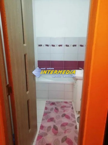 apartament-3-camere-de-vanzare-cetate-zona-piata-etaj-intermediar-6