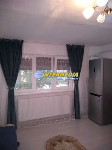 apartament-2-camere-de-vanzare-cetate-1