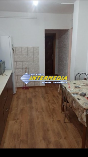 apartament-3-camere-decomandat-cetate-etaj-1-3