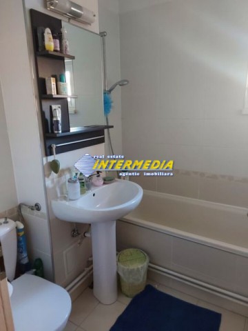 apartament-3-camere-decomandat-finisat-si-mobilat-etaj-2-zona-cetate-7