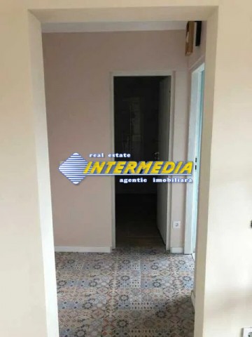 apartament-3-camere-recent-renovat-si-finisat-zona-cetate-piata-7