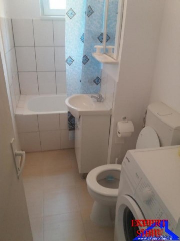 inchiriez-apartament-2-camere-renovatzona-vasile-aaron-6