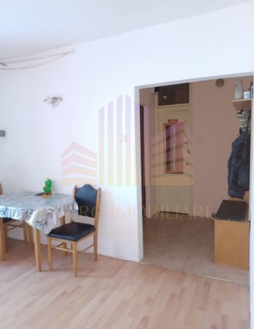 de-vanzare-apartament-cu-3-camere-1