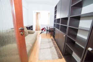 apartament-4-camere-decomandat-baza-3-carrefour-felica-3