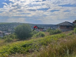 teren-de-vanzare-cu-priveliste-panoramica-10