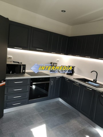 casa-pe-un-nivel-complet-renovata-cu-635-mp-teren-de-vanzare-centru-21