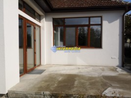 casa-pe-un-nivel-complet-renovata-cu-635-mp-teren-de-vanzare-centru-27
