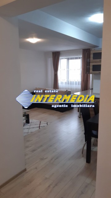 apartament-3-camere-decomandat-de-inchiriat-cu-loc-de-parcare-alba-iulia-1