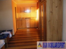 de-vanzare-pensiune-cu-7-camere-spatiu-comercial-si-teren-de-640-mp-stalpeni-arges-12