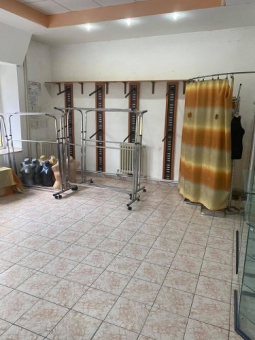 spatiu-comercial-suprafata-de-80mp-zona-centrala-pret-750-euro-2