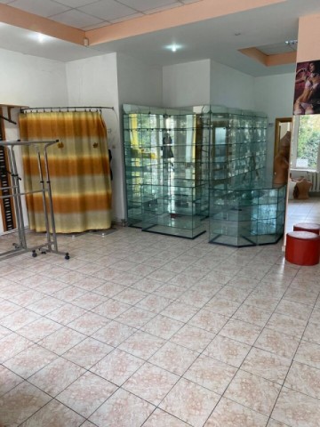 spatiu-comercial-suprafata-de-80mp-zona-centrala-pret-750-euro-1