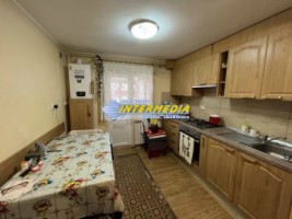 apartament-2-camere-decomandat-de-vanzare-in-alba-iulia-zona-cetate-etaj-3-mobilat-complet