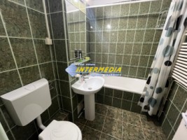 apartament-4-camere-2-bai-de-inchiriat-alba-iulia-zona-centru-4