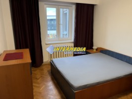 apartament-4-camere-2-bai-de-inchiriat-alba-iulia-zona-centru-7