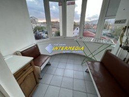 apartament-4-camere-2-bai-de-inchiriat-alba-iulia-zona-centru-9