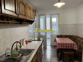 apartament-4-camere-2-bai-de-inchiriat-alba-iulia-zona-centru-16