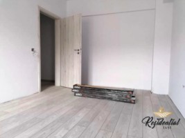 apartament-2-camere-cu-terasa-de-vanzare-in-iasi-pacurari-baie-cu-geam-bloc-cu-lift-5