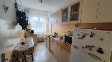 de-vanzare-apartament-2-camere-zona-dambu-1